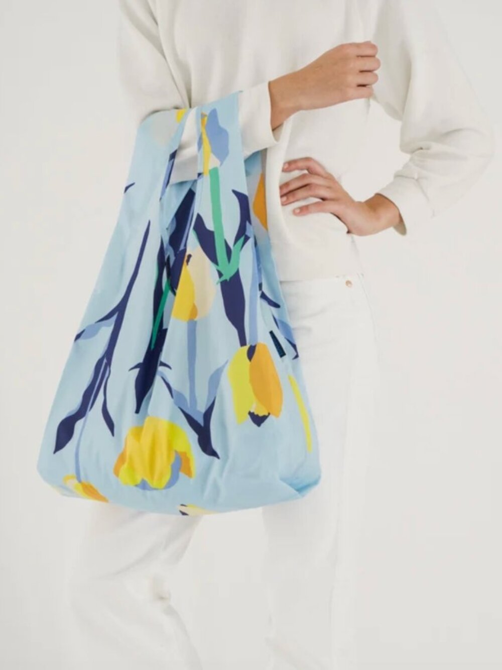 Baggu Reusable Shopping Bag in Tulip print